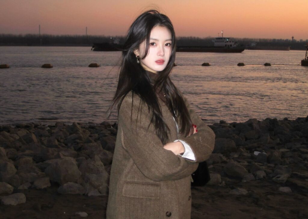 天津高颜值女生包养